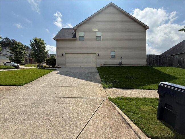 Building Photo - 4316 Kershaw Dr