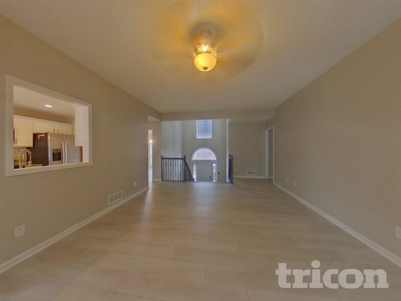 Building Photo - 222 Sawgrass Way