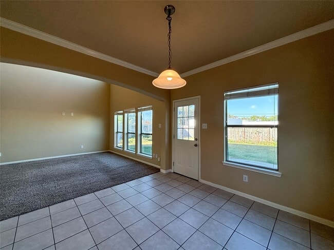 Building Photo - 2815 Defoe Drive