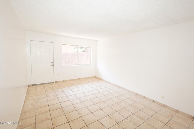 Building Photo - 1108 Monterey St