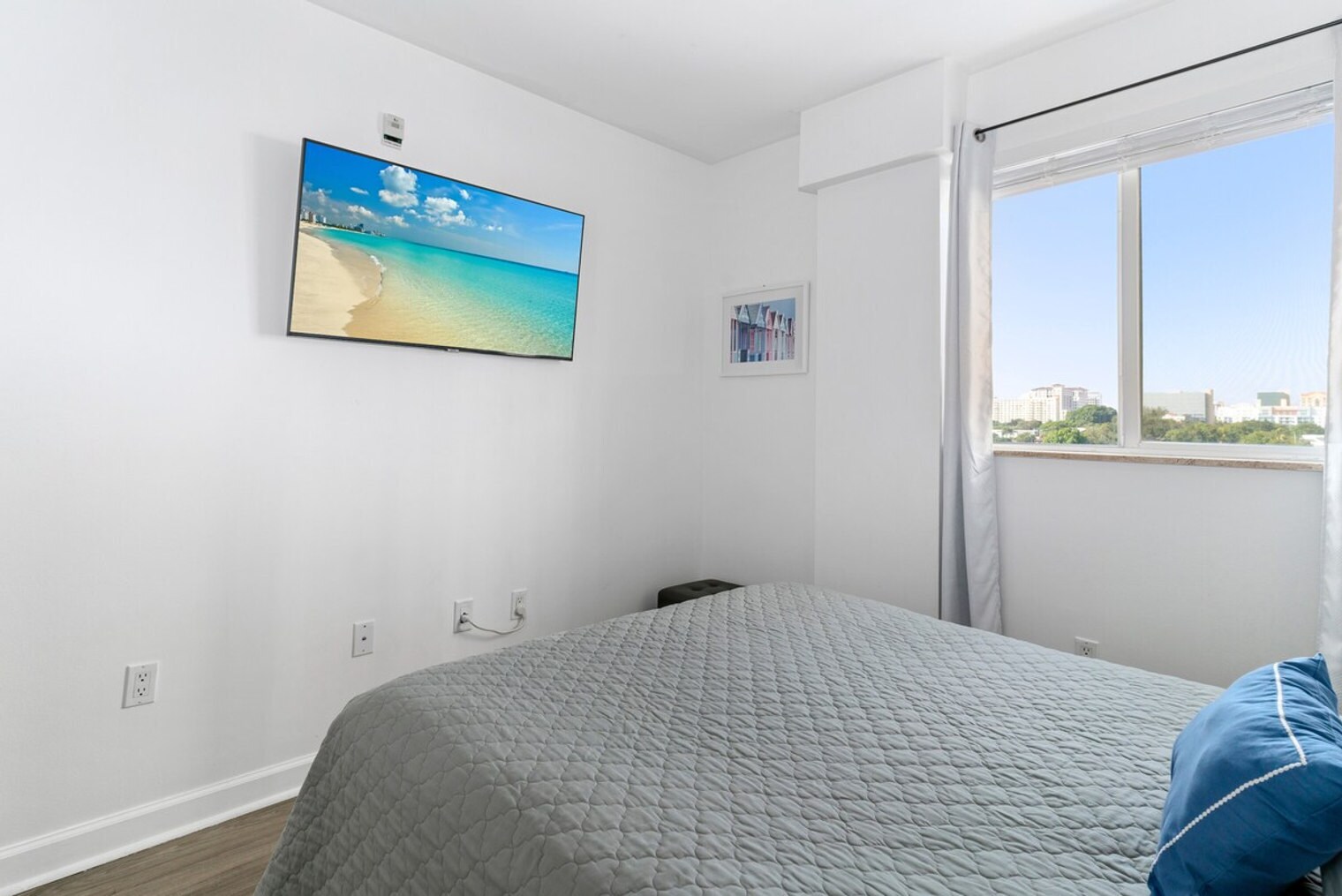 Building Photo - 3219 SW 23rd Terrace