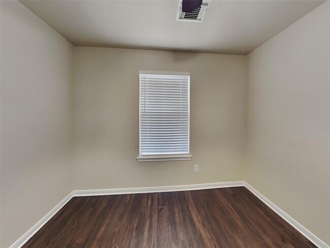 Building Photo - 3743 Jewel Point Dr
