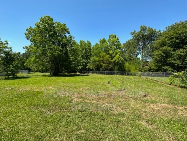 Building Photo - 815 Osprey Dr