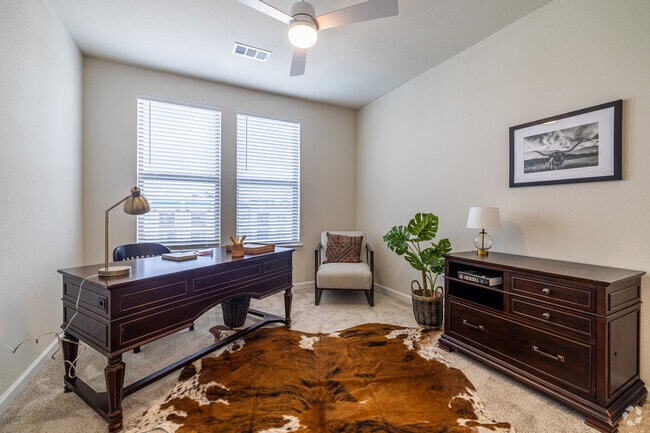 2BR, 2BA - 943SF - Secondary Bedroom - Mariposa Western Heights