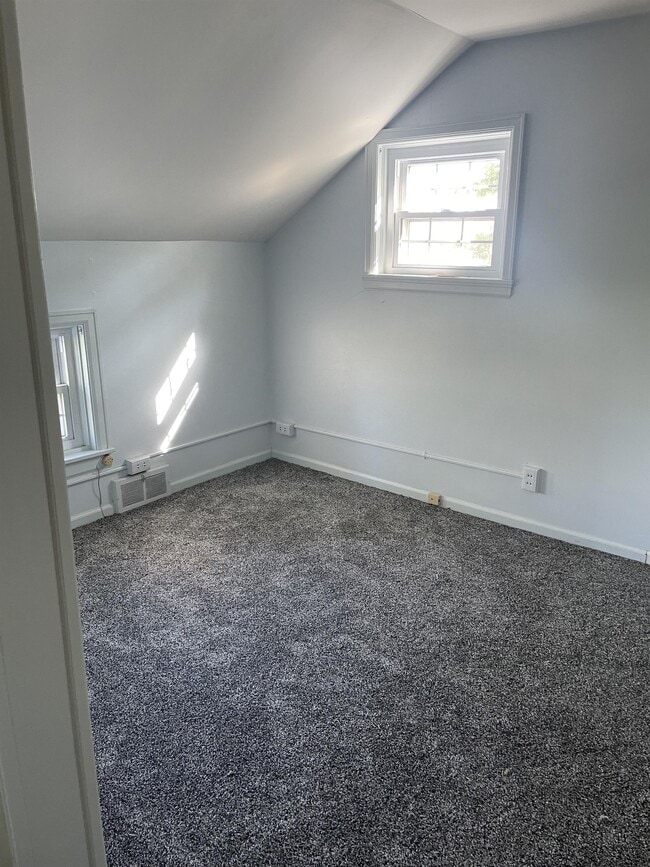 Building Photo - 7020 Brown Rd