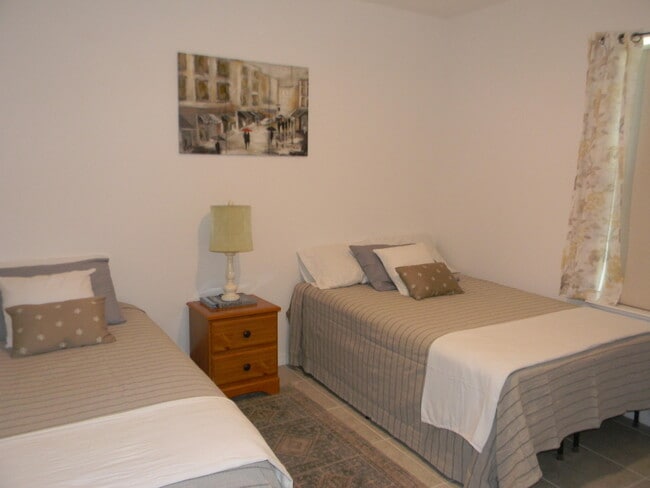 Building Photo - 1588 Ranger Rd SE