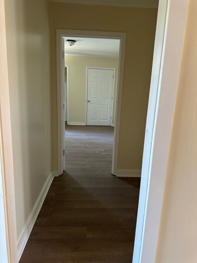 Building Photo - Home for rent