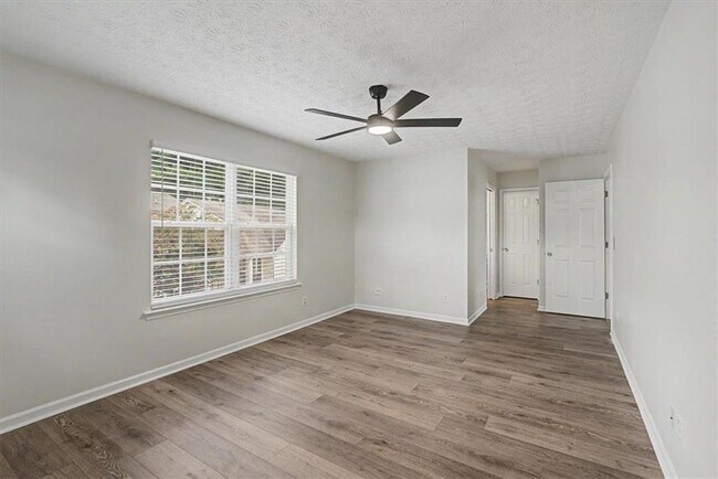 Building Photo - 980 Windcroft Cir NW