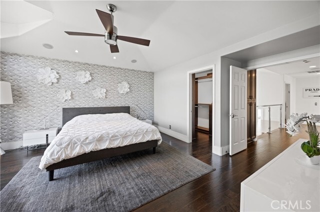 Building Photo - 4 Chandon