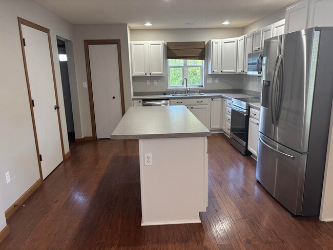 Building Photo - 1438 Cleveland Ave