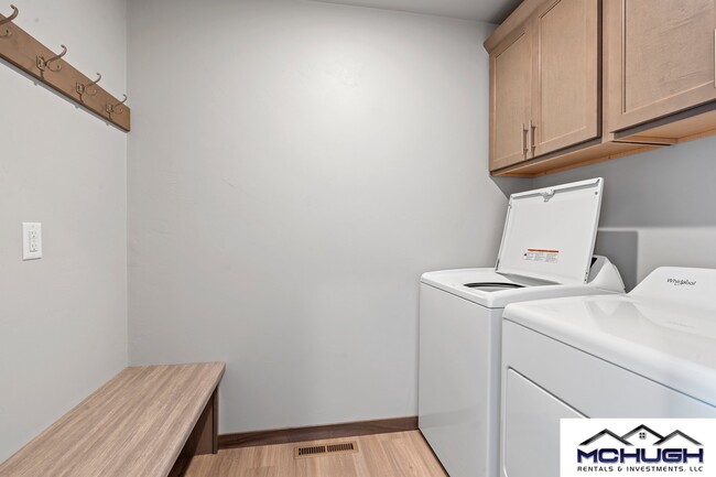 Building Photo - 1747 Sovereign Way