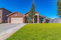 Building Photo - 819 Pentagon Rd