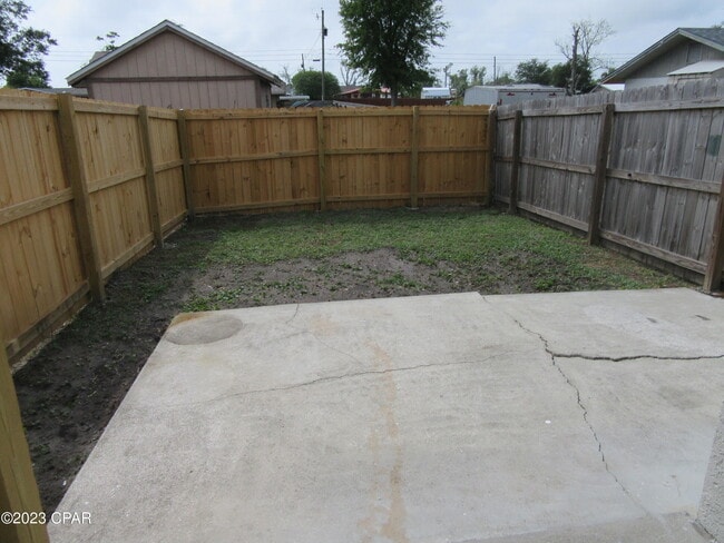Building Photo - 134 Parker Village Cir