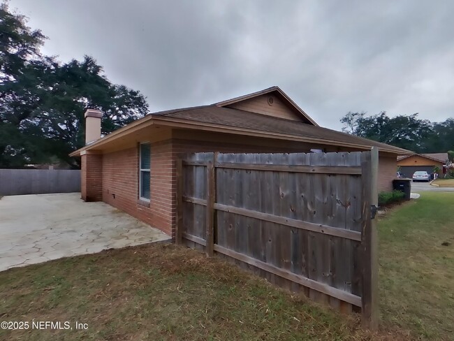 Building Photo - 6047 Carla Ct