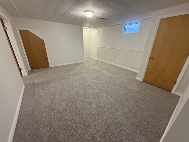 Building Photo - 3201 7th Ave S