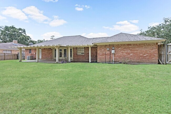 Building Photo - 660 Bancroft Dr