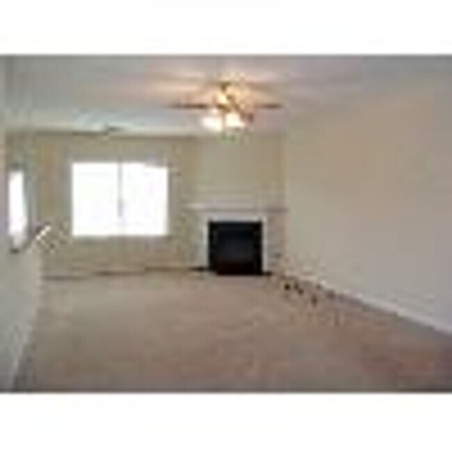 Building Photo - 3Bed/2Bath home in Ashewood