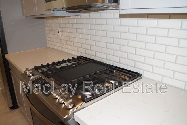 Building Photo - 3809 N 100th Dr