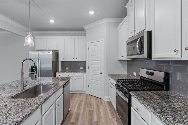 Building Photo - 3712 Dover Run Ln