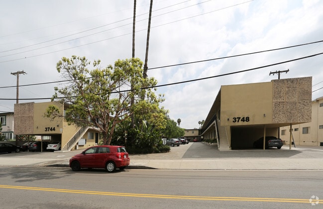 Primary Photo - Mar Vista-Palms Apartments