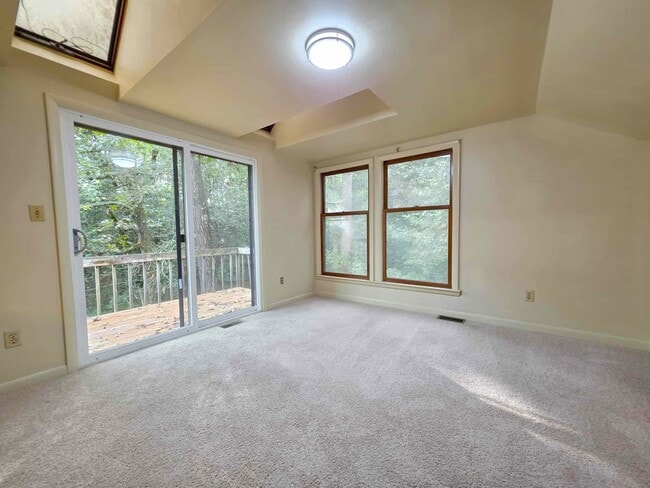 Building Photo - 7535 Carmen Ct