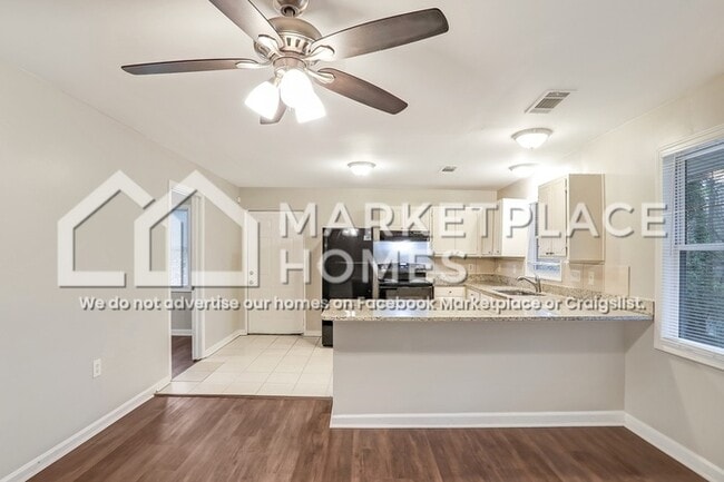 Building Photo - 107 Jennings Way