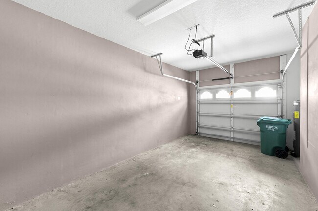 Building Photo - 9328 World Cup Way