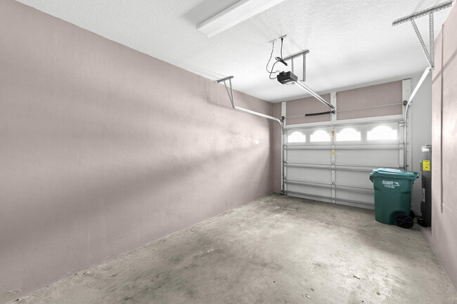 Building Photo - 9328 World Cup Way