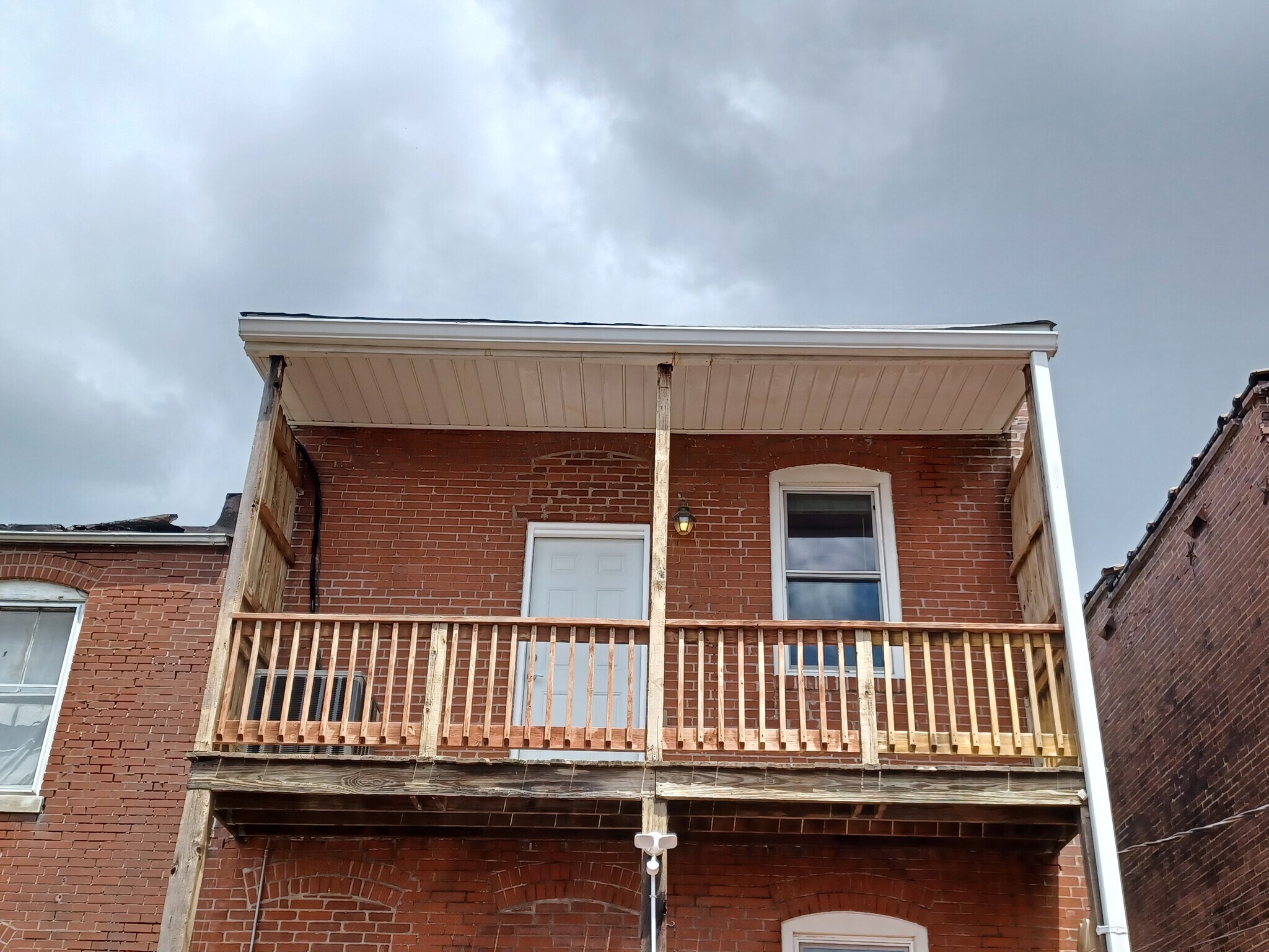 Building Photo - 4224 Chouteau Ave
