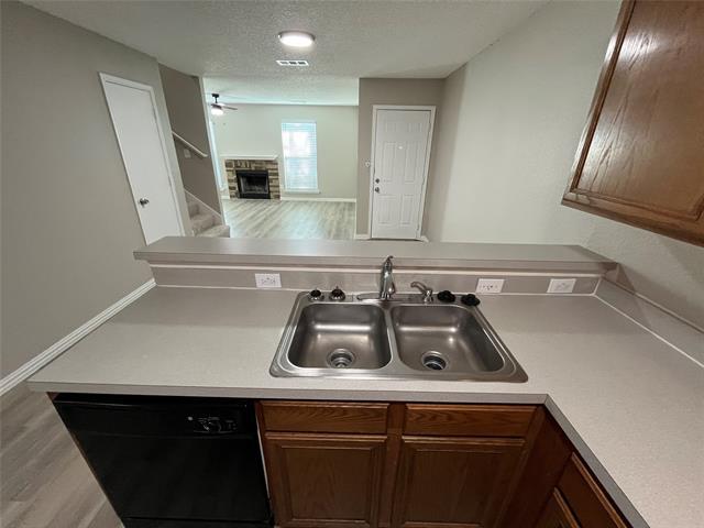 Building Photo - 3840 Scarsdale Ln