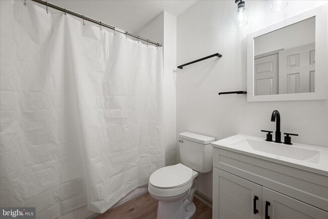 Building Photo - 209 Winchester Dr