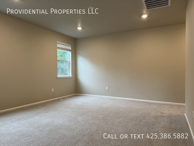 Building Photo - 12819 192nd Pl E