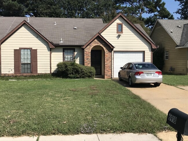 Primary Photo - 6918 Hillindale Dr