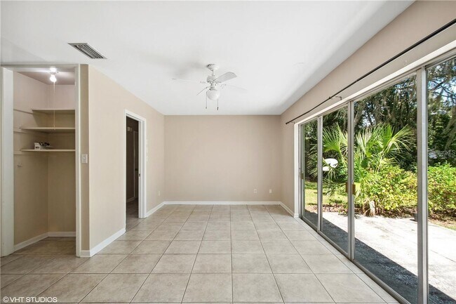 Building Photo - Well Kept Home in Madison Park - SUBLEASE