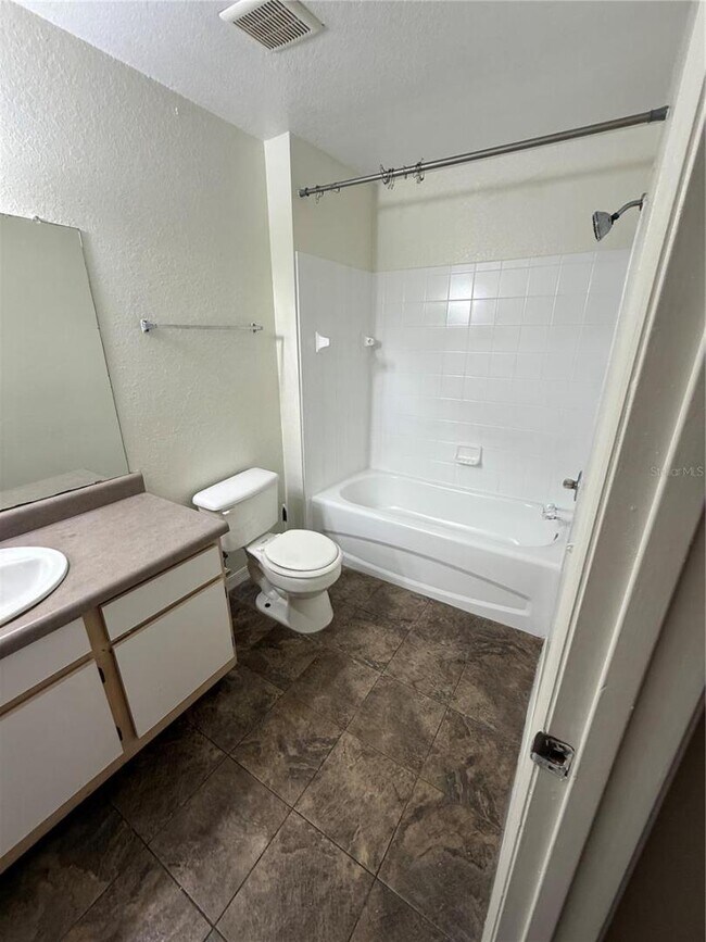 Building Photo - 6029 Westgate Dr