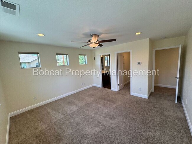 Building Photo - 1226 Saltern Dr