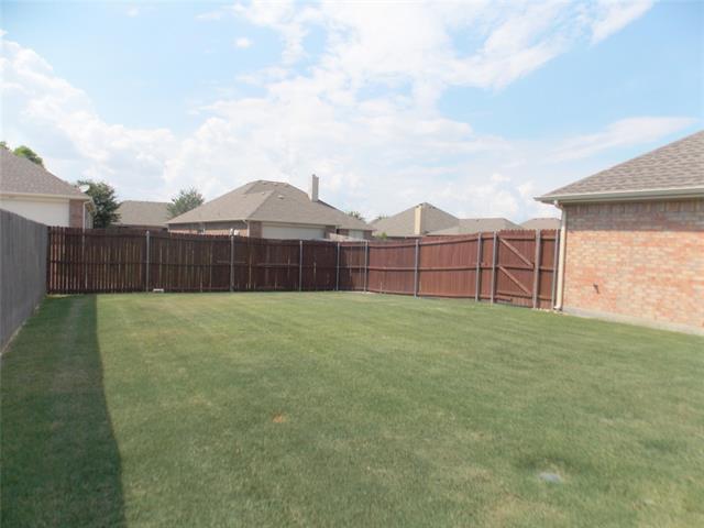 Building Photo - 213 Cliffbrook Dr