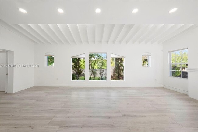 Building Photo - 4491 Prairie Ave