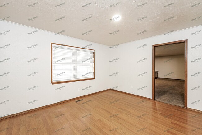 Building Photo - 5817 NW 70th St