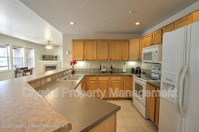 Building Photo - 2701 Midland Ave