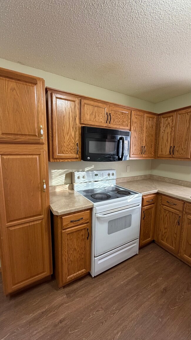 Building Photo - 1109 33rd Ave N