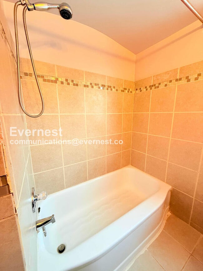 Building Photo - 11408 Seminole