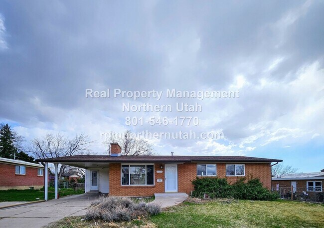 Primary Photo - 4 Bedroom 3 Bath Home Now Available in Roy!