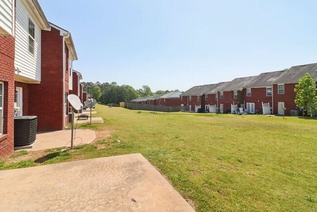 Building Photo - Fantastic 3bd/2.5ba home! Let yourself in!