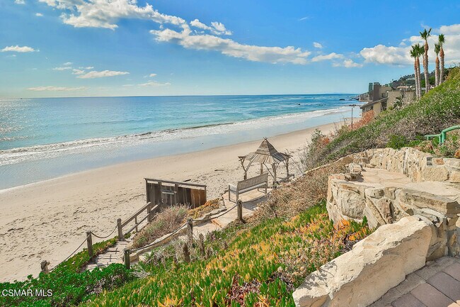 Building Photo - 31944 CA-1