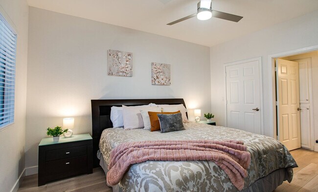 Building Photo - 11375 E Sahuaro Dr