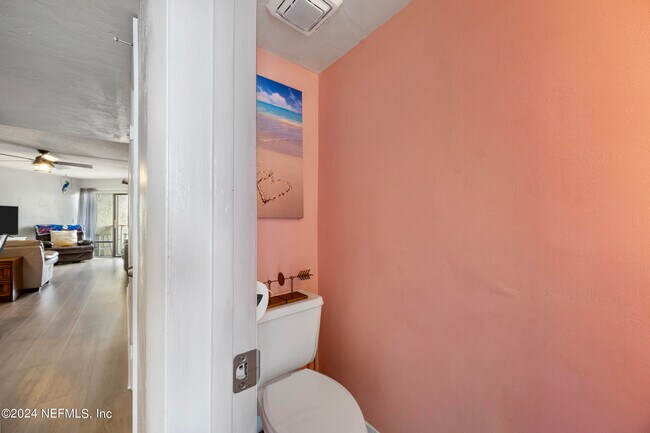 Building Photo - 5650 A1A S