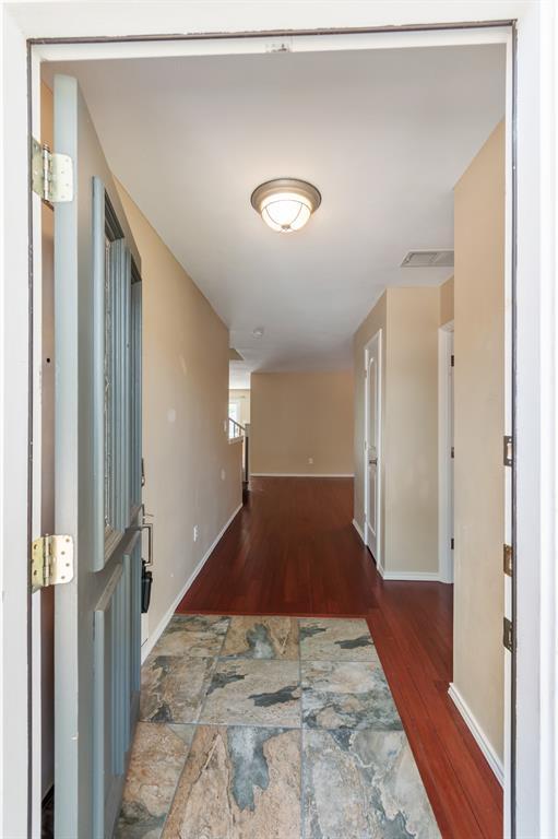 Building Photo - 1117 Del Roy Dr