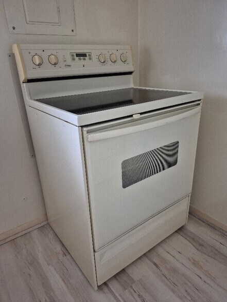 Building Photo - 71 W North St