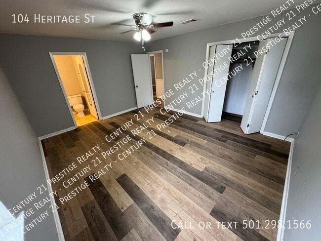 Building Photo - 104 Heritage St